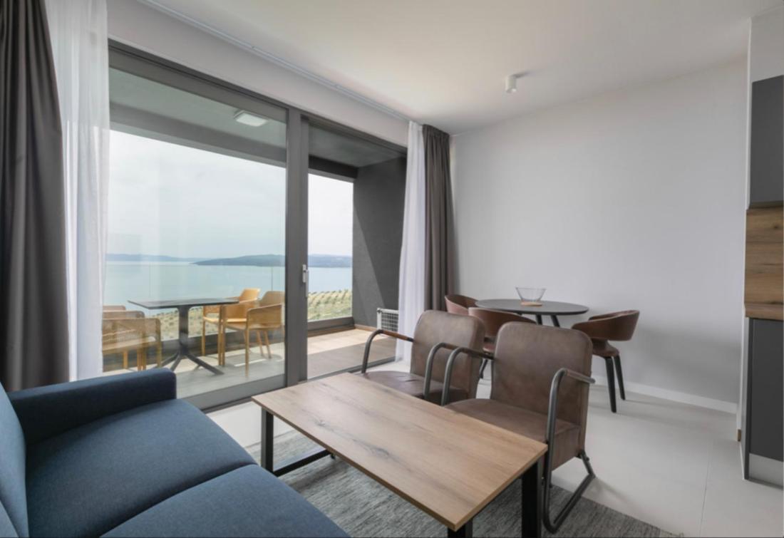 Dinora Exclusive Apartments Макарска Экстерьер фото